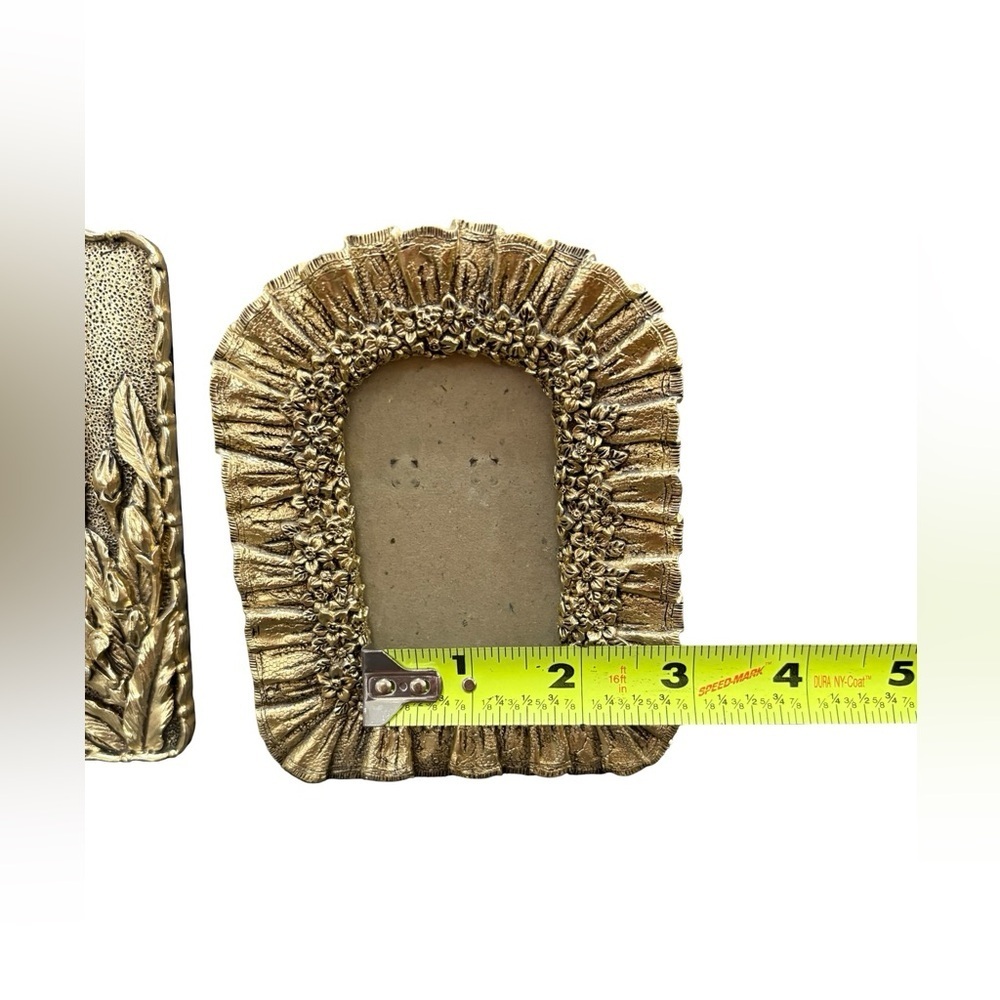 Gold Tone Ornate Floral Picture Frames Set of 2 Vintage Style Decor - Picture 4 of 7